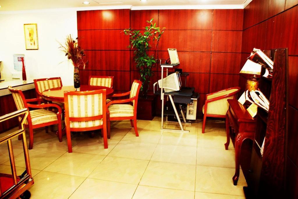Grand Regal Hotel Bacolod Bagian luar foto